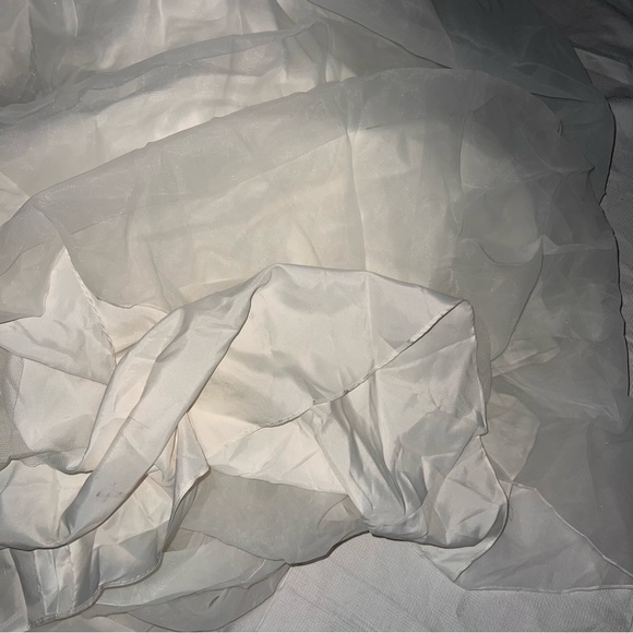 Oleg Cassini Ivory A-Line Ballgown Wedding Dress 3/4 Sleeves Beaded Bodice 22W - Picture 14 of 15